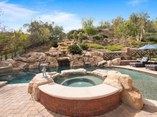 5 Shire, Trabuco Canyon CA  92679-4907 exterior