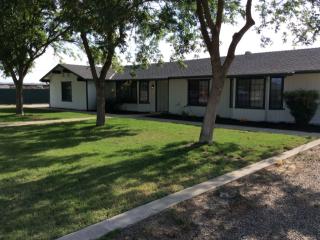 10361 9 1/2 Ave, Hanford, CA 93230-5213