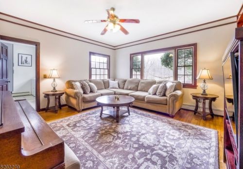 18 Dennis Rd, Lafayette NJ  07848-3153 exterior