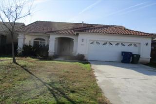 607 New Zealand Dr, Bakersfield, CA 93307-5772
