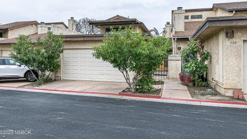 132 Royal Ln, Santa Maria, CA 93454-4645