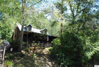 1315 Silver Poplar Ln, Pigeon Forge, TN 37876-4938