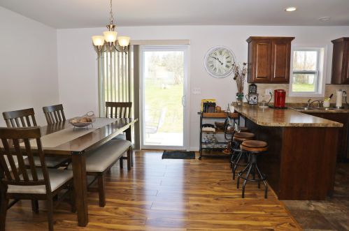 1413 Pinewood Ct, Bellefontaine OH  43311-8905 exterior