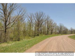 13778 208th St, Milaca, MN 56353-3084