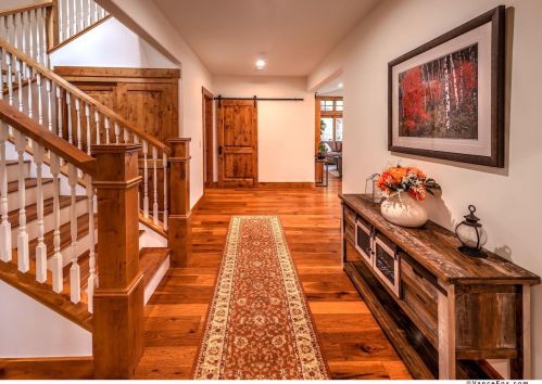 11082 Meek Ct, Truckee CA  96161-2979 exterior