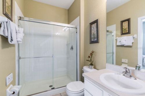 2539 Renshaw St, Kissimmee FL 34747-2108 exterior