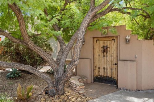 7679 Pozos Dr, Scottsdale, AZ 85255-4879