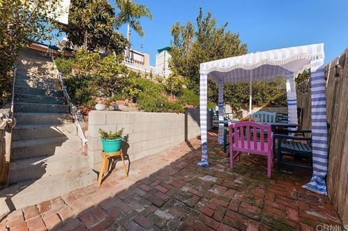 4037 Vista Calaveras St, Oceanside CA  92056-4607 exterior