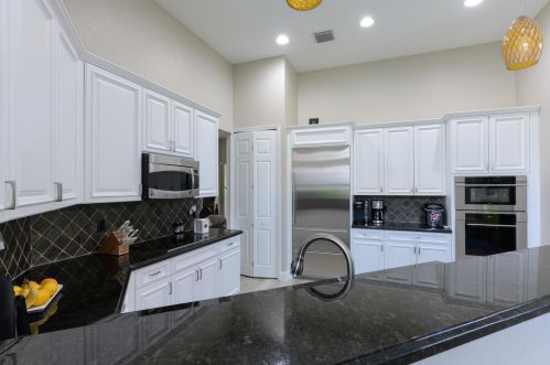 112 Via Santa Cruz, Jupiter FL  33458-6929 exterior