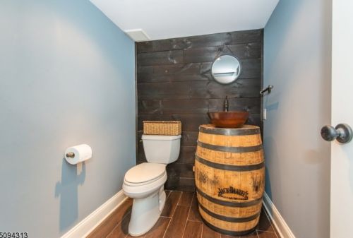17 Kennedy Rd, Greystone Park NJ  07950-2311 exterior