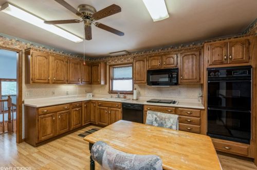 12011 Wicker Ave, Cedar Lake, IN 46303-8884