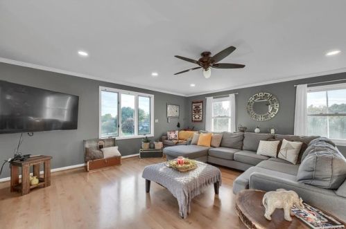 67 Stowe Dr, Poughquag NY  12570-4929 exterior