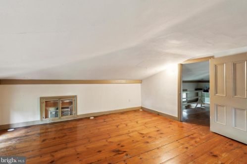 127 Bellevue Ave, Langhorne PA 19047-5264 exterior