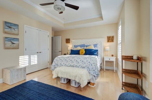 2096 Promenade Ct, Mount Pleasant SC  29466-7231 exterior