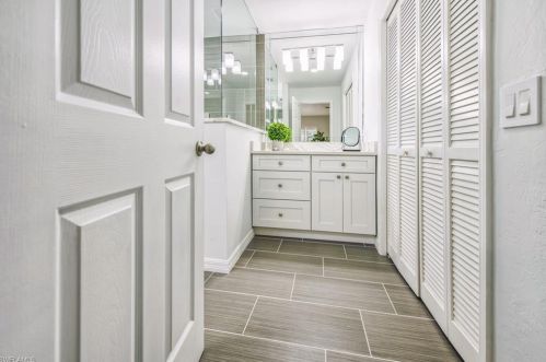 2216 Buckingham Ln, Naples FL  34112-5415 exterior