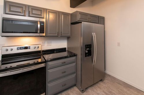 1259 Woodside Dr, Marion OH  43302-5745 exterior