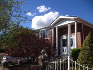 2246 73rd St, Brooklyn, NY 11234-6602