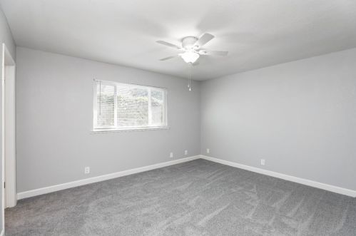 548 Denise Dr, Ripon CA  95366-2808 exterior