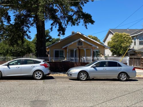 444 3rd Ave, Valley Home, CA 95361-3037