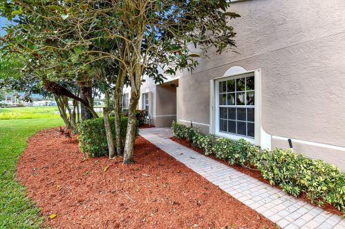 5102 Toscana Trl, Boynton Beach FL  33437-2038 exterior