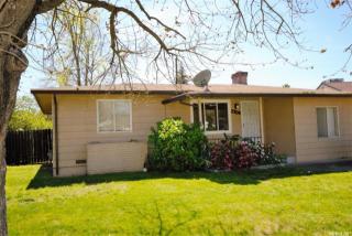 2704 18th Ave, Sacramento, CA 95820-2514