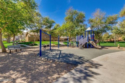 3796 Timberline Rd, Gilbert AZ 85297-6660 exterior