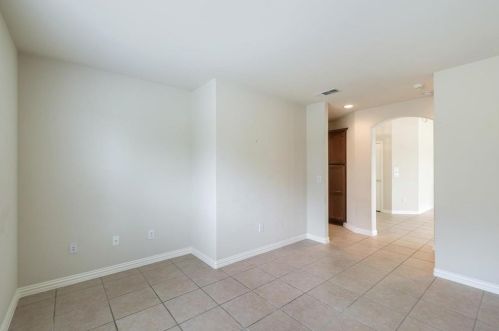 11313 Southerland Dr, Denton TX  76207-8693 exterior