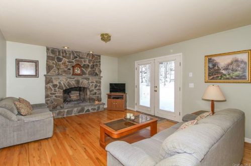 478 Depot Hill Rd, Poughquag NY  12570-5766 exterior