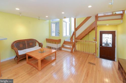 234 9th St, Philadelphia PA  19107-1822 exterior