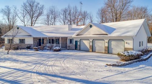 24505 250th Ave, Holcombe, WI 54745-8413