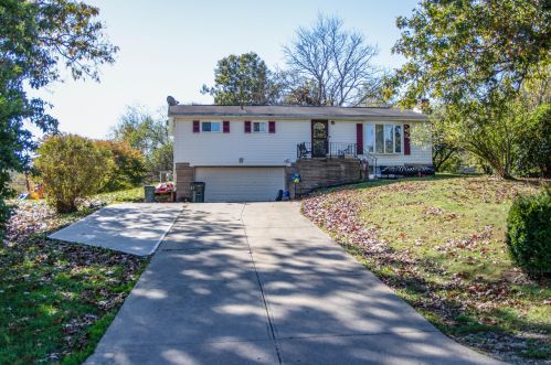 25 Overlook Dr, Zanesville, OH 43701-6337