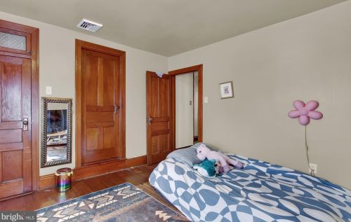 730 Broadway, Red Lion PA  17356-1914 exterior