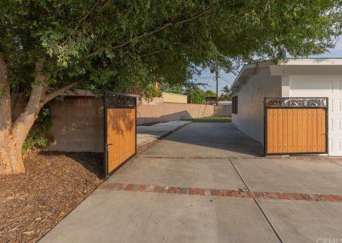 1164 Calvados Ave, Covina CA  91722-1602 exterior