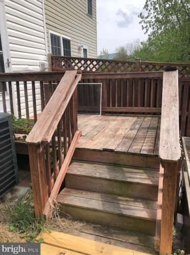 228 Kadies Ln, Edinburg VA  22824-9608 exterior