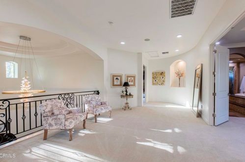 840 Fairway Dr, Bakersfield CA 93309-2416 exterior