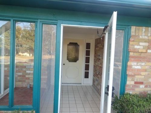 2216 Hurstview Dr, Hurst TX  76054-2916 exterior