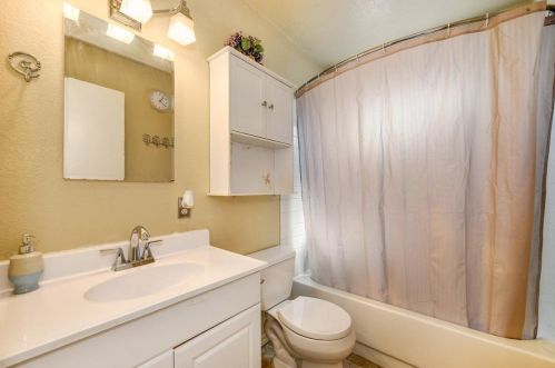 10909 Walnutwood Way, Rancho Cordova CA  95670-5114 exterior