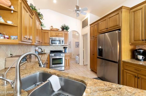 9517 Hercules Dr, Chandler, AZ 85248-7457
