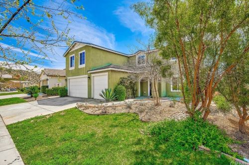 34121 Camelina St, Lake Elsinore CA  92532-2958 exterior