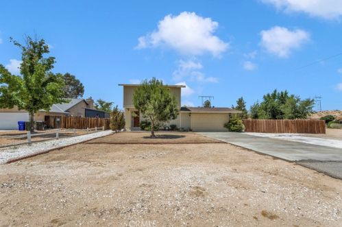 16774 Manning St, Victorville, CA 92394-1078