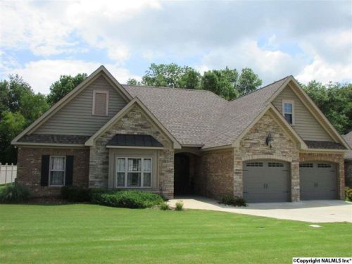 4611 Laura Ln, Gadsden, AL 35907-5265