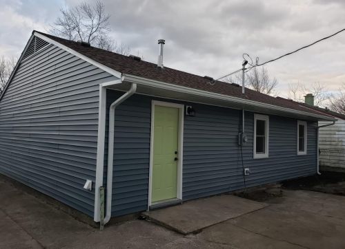 1744 Illinois St, Gary IN 46407-1654 exterior