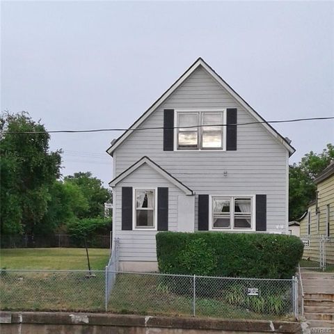 449 Benzinger St, Buffalo, NY 14206-1104