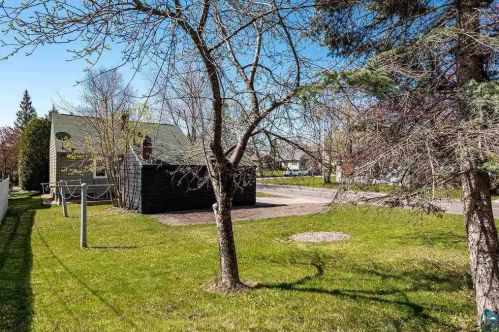 4501 Dodge St, Duluth MN  55804-1514 exterior