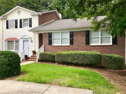 4480 Baylor St, Greensboro, NC 27455-2564