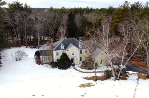 12 Cotton Farm Ln, North Hampton, NH 03862-2200
