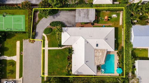 6707 Pamela Ln, West Palm Beach, FL 33405-4174