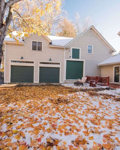 13 Main St, Newton, NH 03858-3305