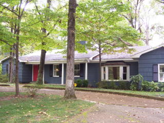 1801 Chickasaw Dr, Columbus, MS 39705-1432