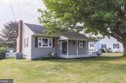 298 Mainsville Rd, Lees Cross Roads, PA 17257-9275